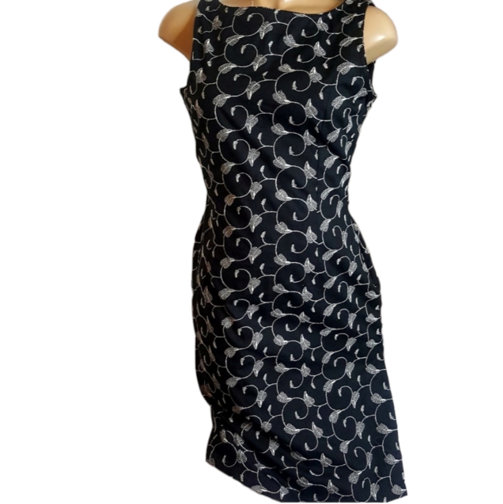 Esprit Dr Corp black & white shift Dress size 5/6